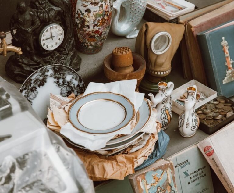 vintage items to sell - Auctioneers UK